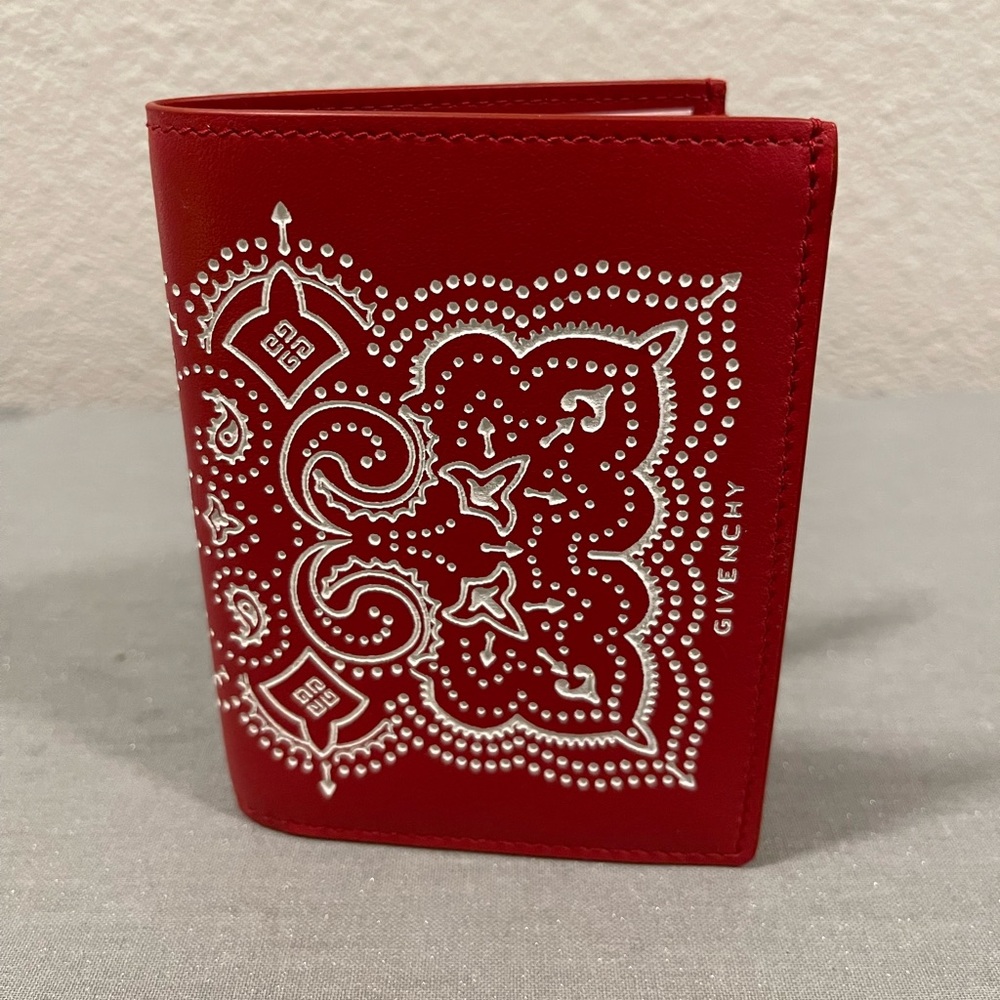 Brand New Givenchy Bandanna print leather Bifold